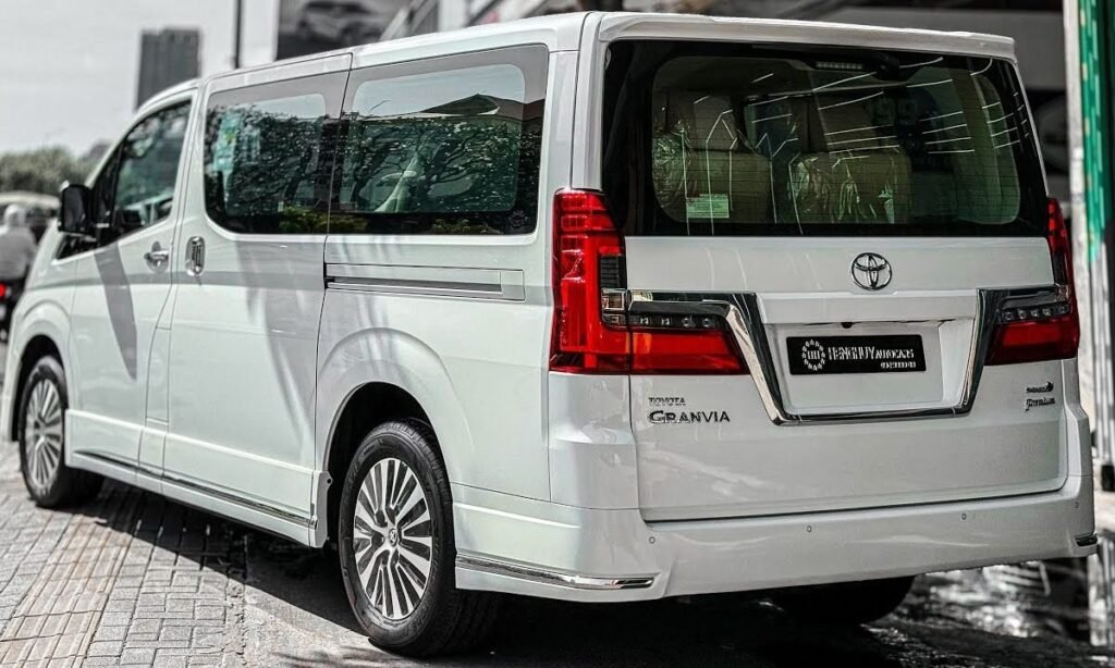 New 2026 Toyota GRANVIA PREMIUM ( White ) - 6